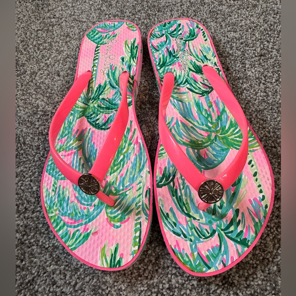 Lilly Pulitzer Pink Tropical Print Flip Flop Sandals